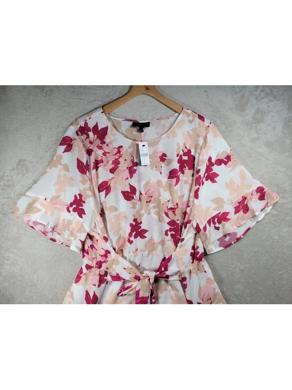 Lane Bryant 24 Floral Blouse Ruffle Sleeve Tie Front Plus Size Top - Picture 5 of 8